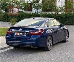 نيسان ألتيما